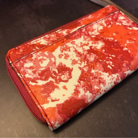 Coach Red and White Women's Wallet Wristlet - Picture 4 of 9